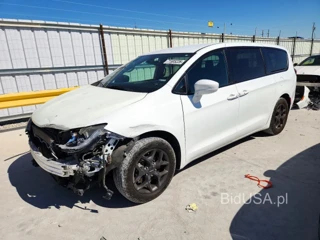 CHRYSLER PACIFICA TOURING