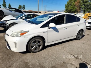 TOYOTA PRIUS PERSONA SERIES SE
