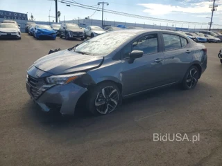 NISSAN VERSA SR