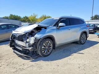 TOYOTA HIGHLANDER HYBRID PLATINUM
