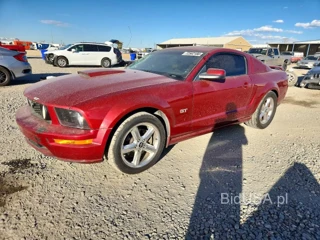 FORD MUSTANG GT