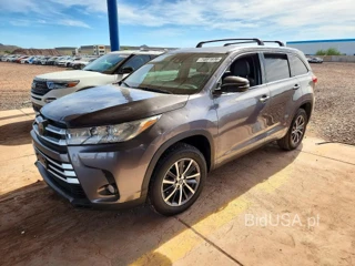 TOYOTA HIGHLANDER XLE