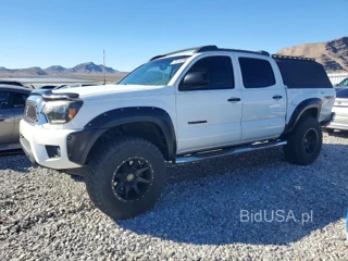 TOYOTA TACOMA