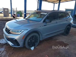 VOLKSWAGEN TIGUAN SE R-LINE BLACK