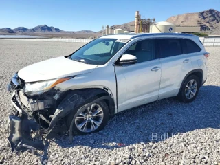 TOYOTA HIGHLANDER XLE