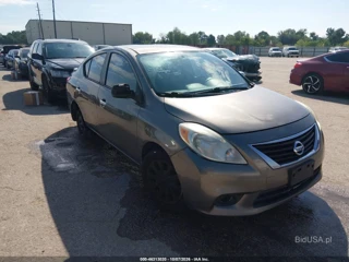 NISSAN NISSAN VERSA 1.6 SV
