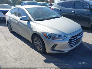 HYUNDAI HYUNDAI ELANTRA SE