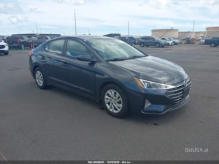 HYUNDAI HYUNDAI ELANTRA SE