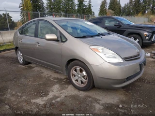 TOYOTA TOYOTA PRIUS