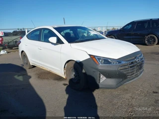 HYUNDAI HYUNDAI ELANTRA SE