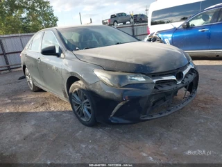 TOYOTA TOYOTA CAMRY SE