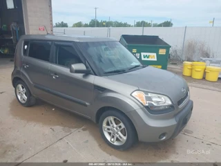 KIA KIA SOUL +