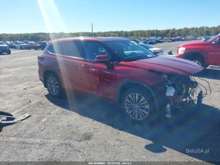 TOYOTA TOYOTA HIGHLANDER HYBRID PLATINUM