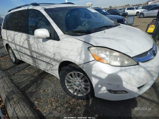 TOYOTA TOYOTA SIENNA LIMITED