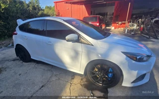 FORD FORD FOCUS RS