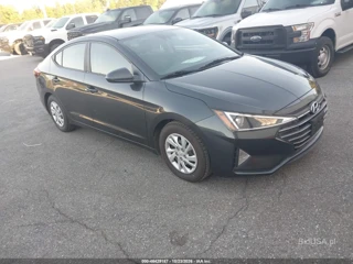 HYUNDAI HYUNDAI ELANTRA SE