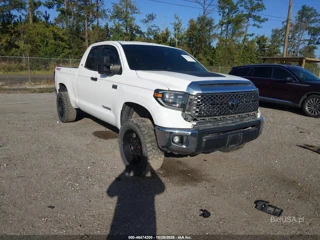 TOYOTA TOYOTA TUNDRA SR5