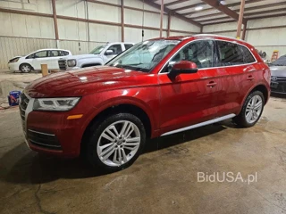 AUDI Q5 PREMIUM PLUS