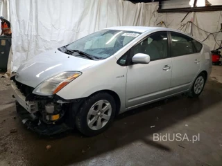 TOYOTA PRIUS BASE
