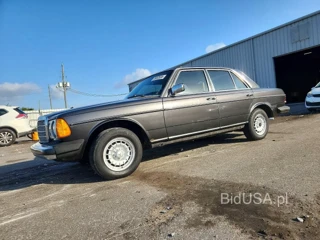 MERCEDES-BENZ 300 DT