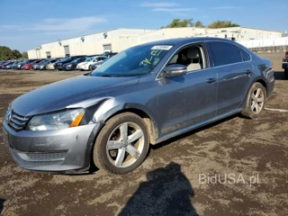 VOLKSWAGEN PASSAT SE
