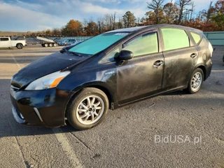 TOYOTA PRIUS V TWO