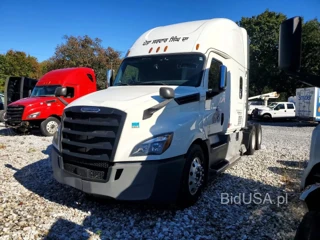 FREIGHTLINER CASCADIA 126