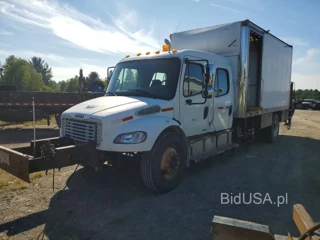 FREIGHTLINER M2