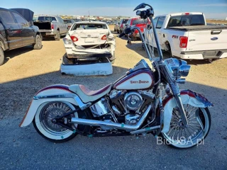HARLEY-DAVIDSON FLSTN SOFTAIL DELUXE