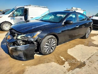 NISSAN ALTIMA SV