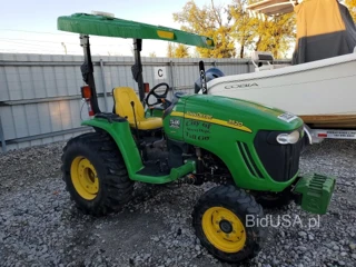 JOHN DEERE 3520