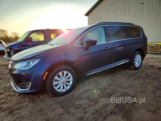 CHRYSLER PACIFICA TOURING L