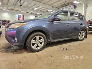 TOYOTA RAV4 XLE