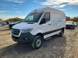 MERCEDES-BENZ SPRINTER 2500/3500