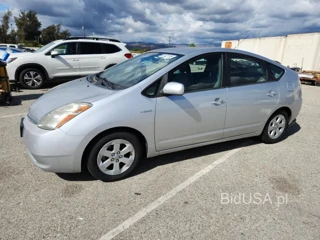 TOYOTA PRIUS BASE