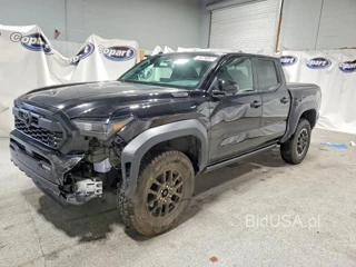TOYOTA TACOMA TRD OFF-ROAD HV