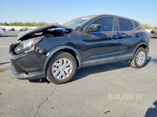 NISSAN ROGUE SPORT S