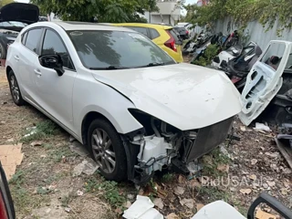MAZDA 3 TOURING
