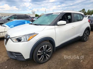 NISSAN KICKS SV