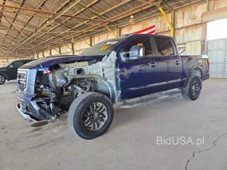 NISSAN TITAN PRO-4X