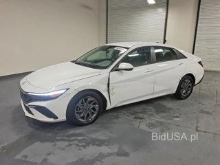 HYUNDAI ELANTRA HYBRID BLUE