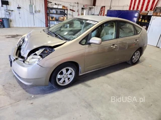 TOYOTA PRIUS BASE