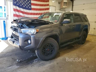 TOYOTA 4RUNNER SR5