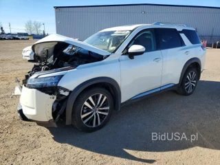 NISSAN PATHFINDER PLATINUM