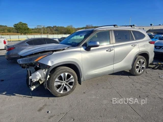 TOYOTA HIGHLANDER XLE