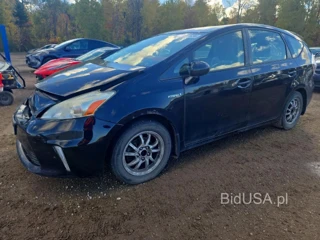 TOYOTA PRIUS V TWO