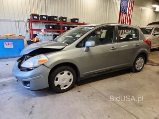 NISSAN VERSA 1.8 S