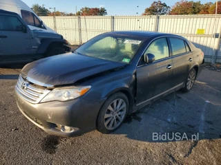 TOYOTA AVALON LIMITED
