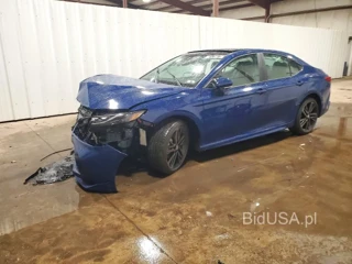 TOYOTA CAMRY XSE