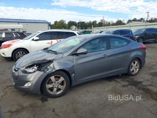 HYUNDAI ELANTRA GLS